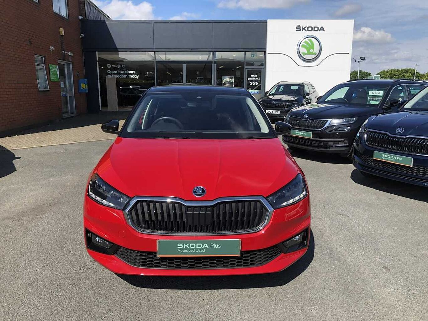 SKODA Fabia 1.0 MPI (80ps) Colour Edition 5-Dr Hatchback