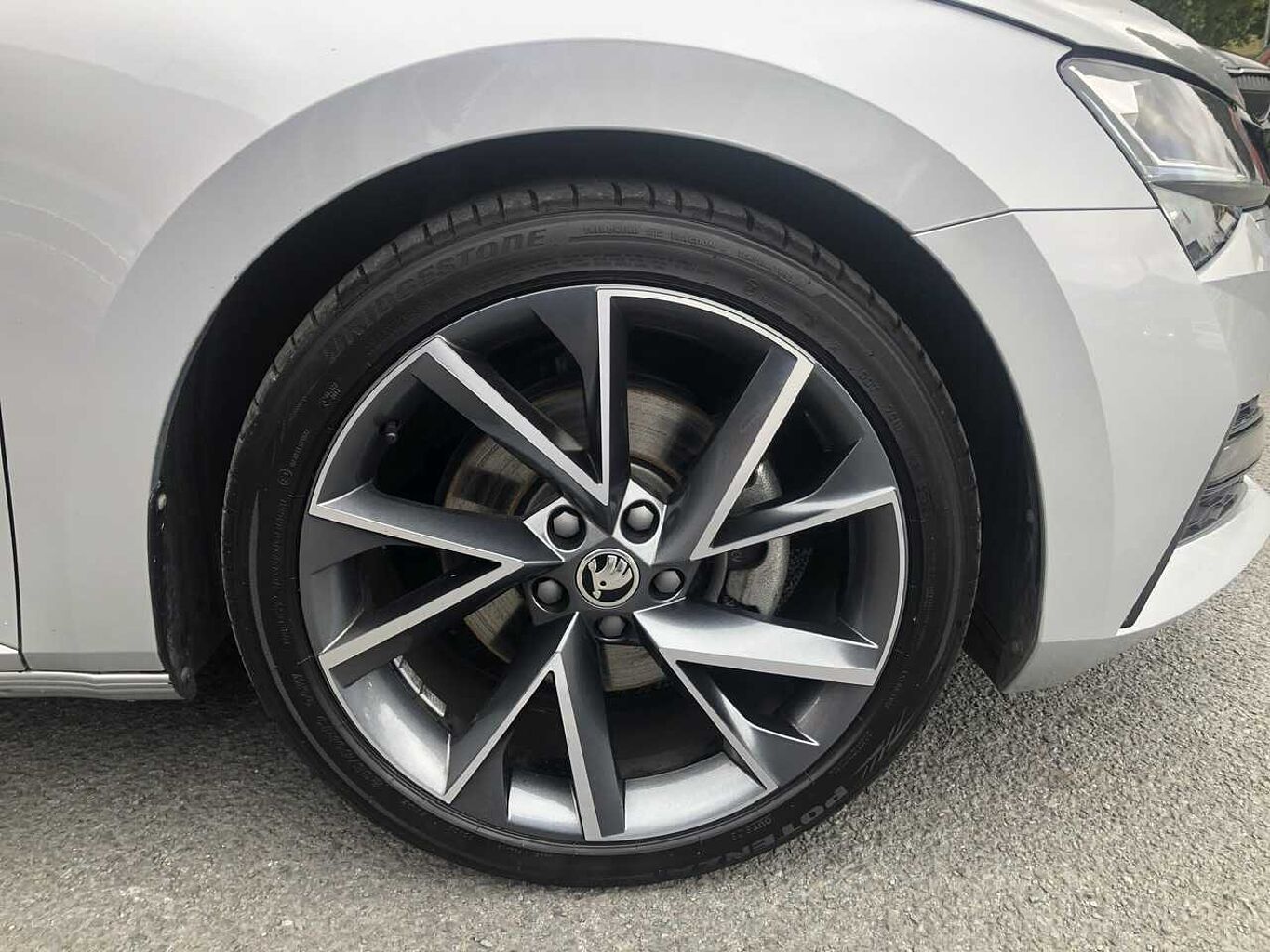 SKODA Superb 2.0 TSI (190ps) SportLine Plus DSG Estate