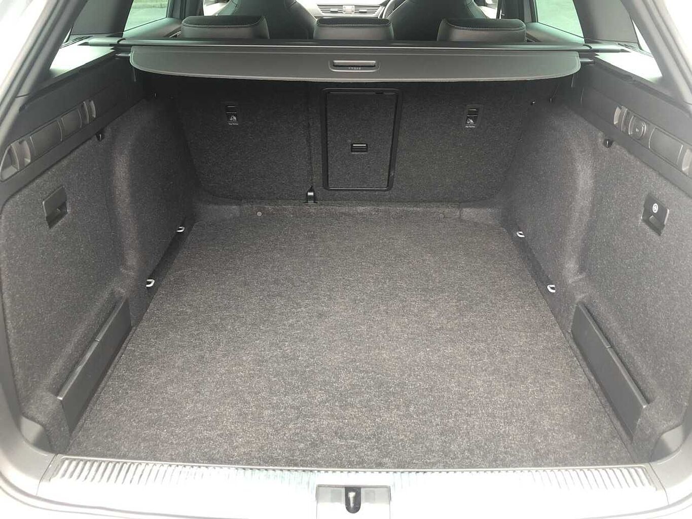 SKODA Superb 2.0 TSI (190ps) SportLine Plus DSG Estate