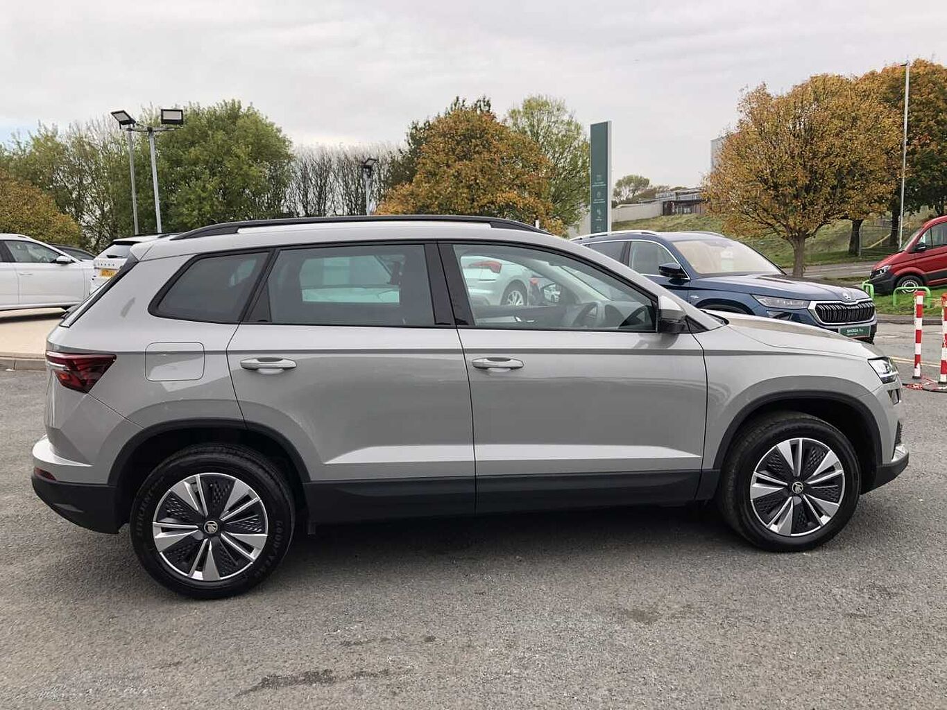 SKODA Karoq SUV 1.0 TSI (110ps) SE Drive