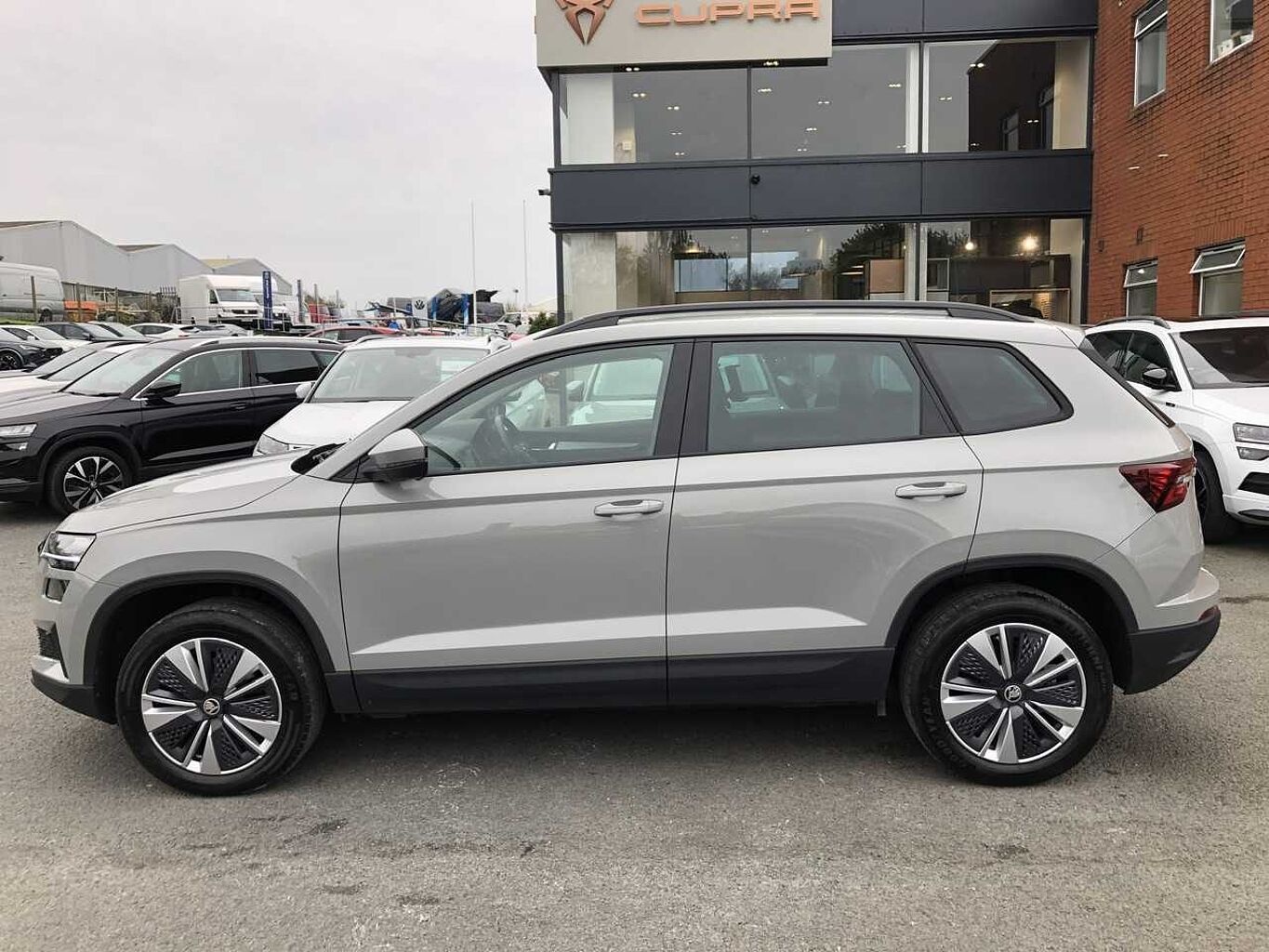 SKODA Karoq SUV 1.0 TSI (110ps) SE Drive