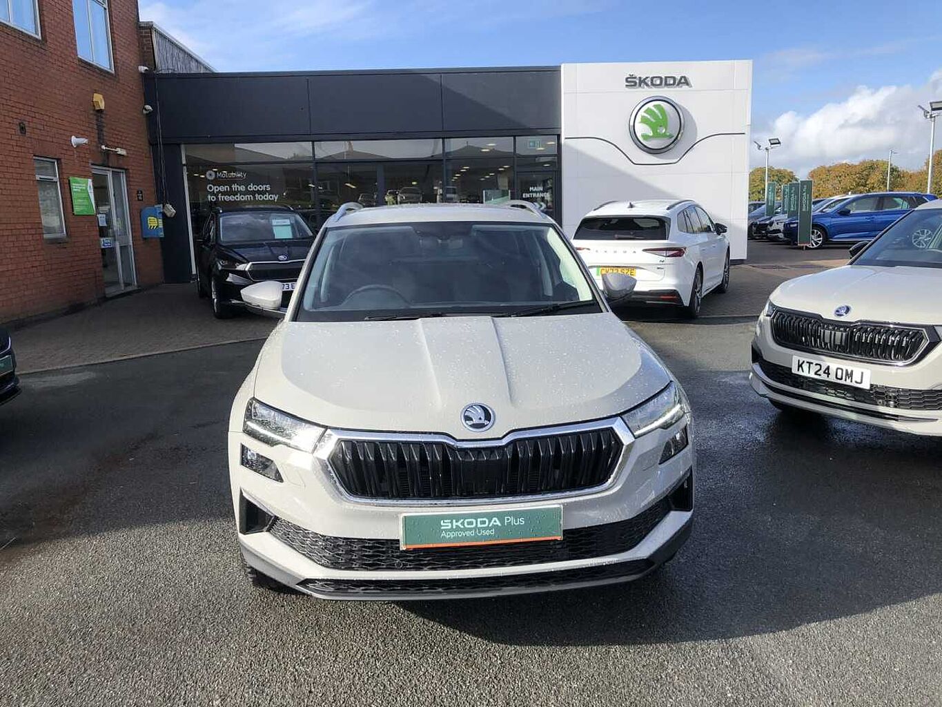 SKODA Karoq SUV 1.5 TSI (150ps) SE L ACT DSG