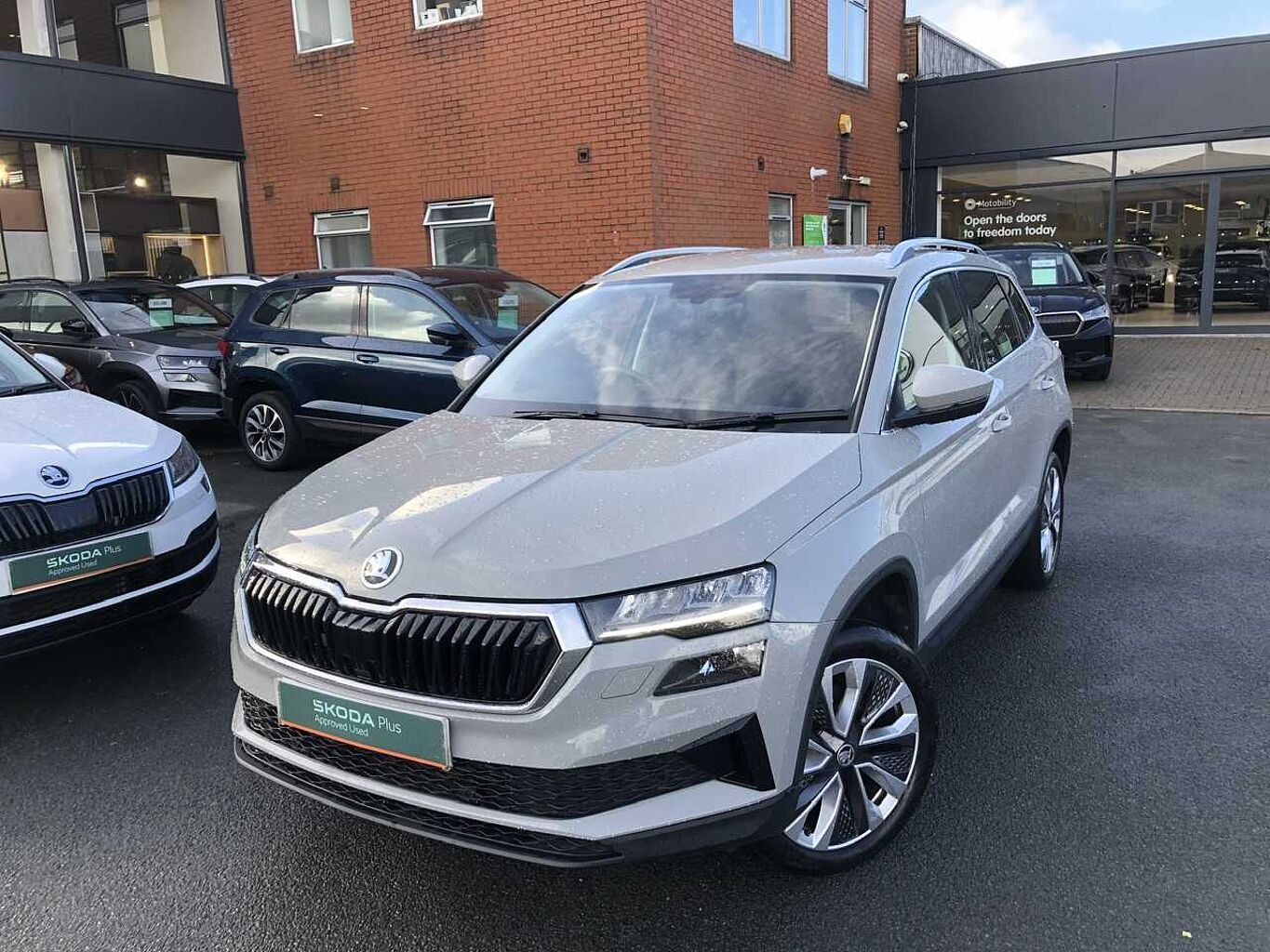 SKODA Karoq SUV 1.5 TSI (150ps) SE L ACT DSG