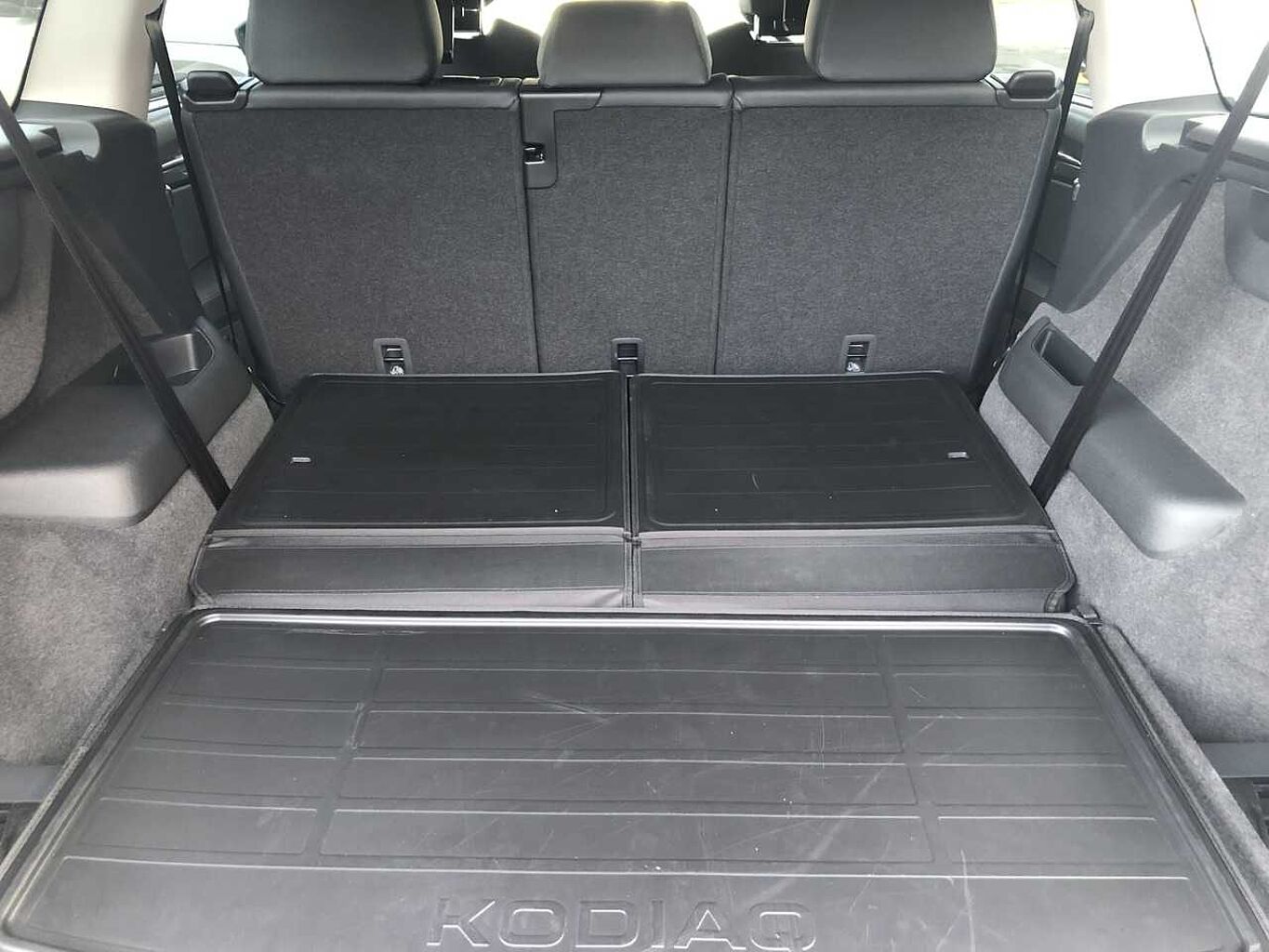 SKODA Kodiaq 1.5 TSI e-TEC (150ps) SEL (7 seats) DSG