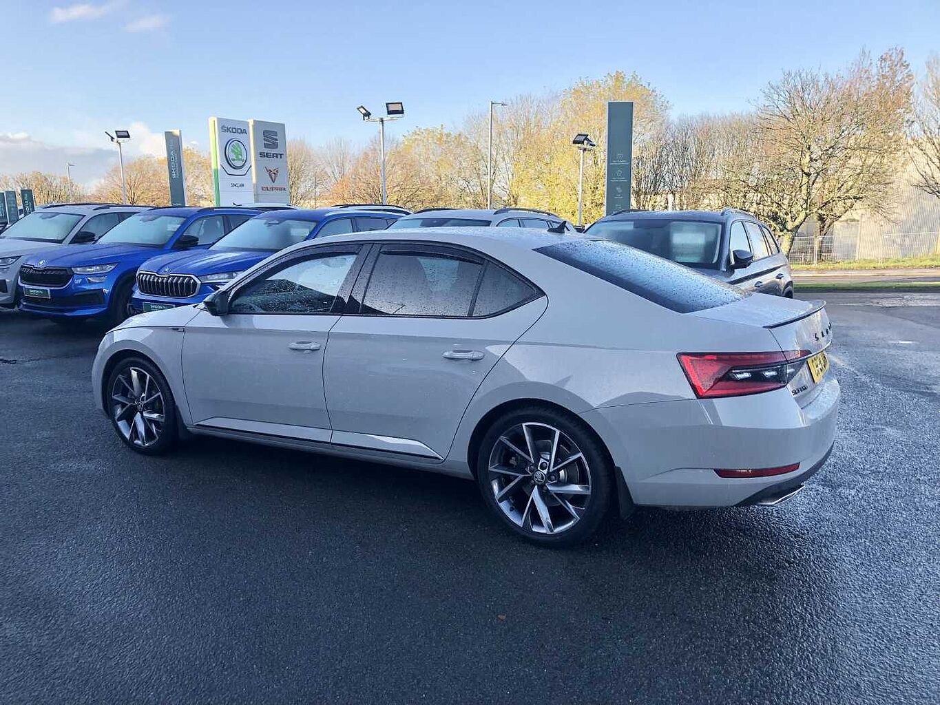 SKODA Superb 2.0 TSI (280ps) 4X4 SportLine Plus DSG HB