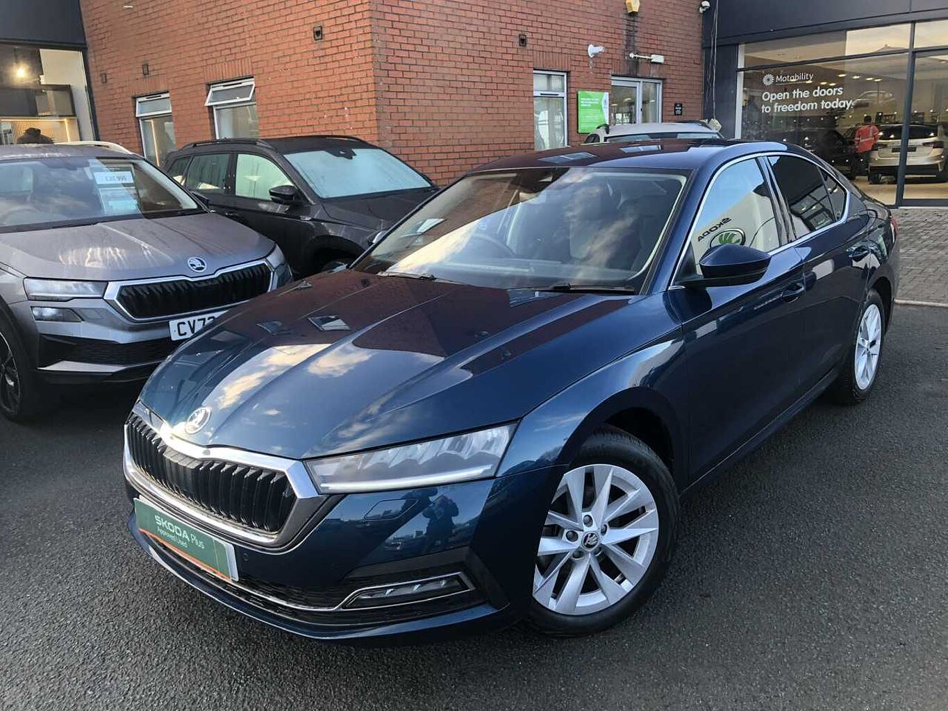 SKODA Octavia Hatchback (2017) 1.5 TSI ACT SE L (150PS)