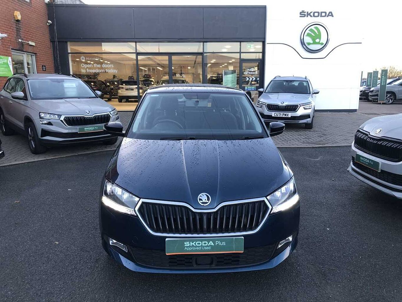 SKODA Fabia 1.0 TSI Colour Edition (95PS) DSG 5-Dr Hatch