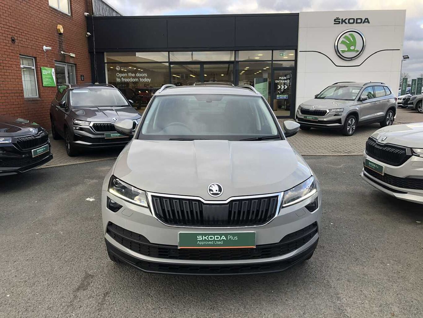 SKODA Karoq SUV 1.5 TSI (150ps) SE L ACT