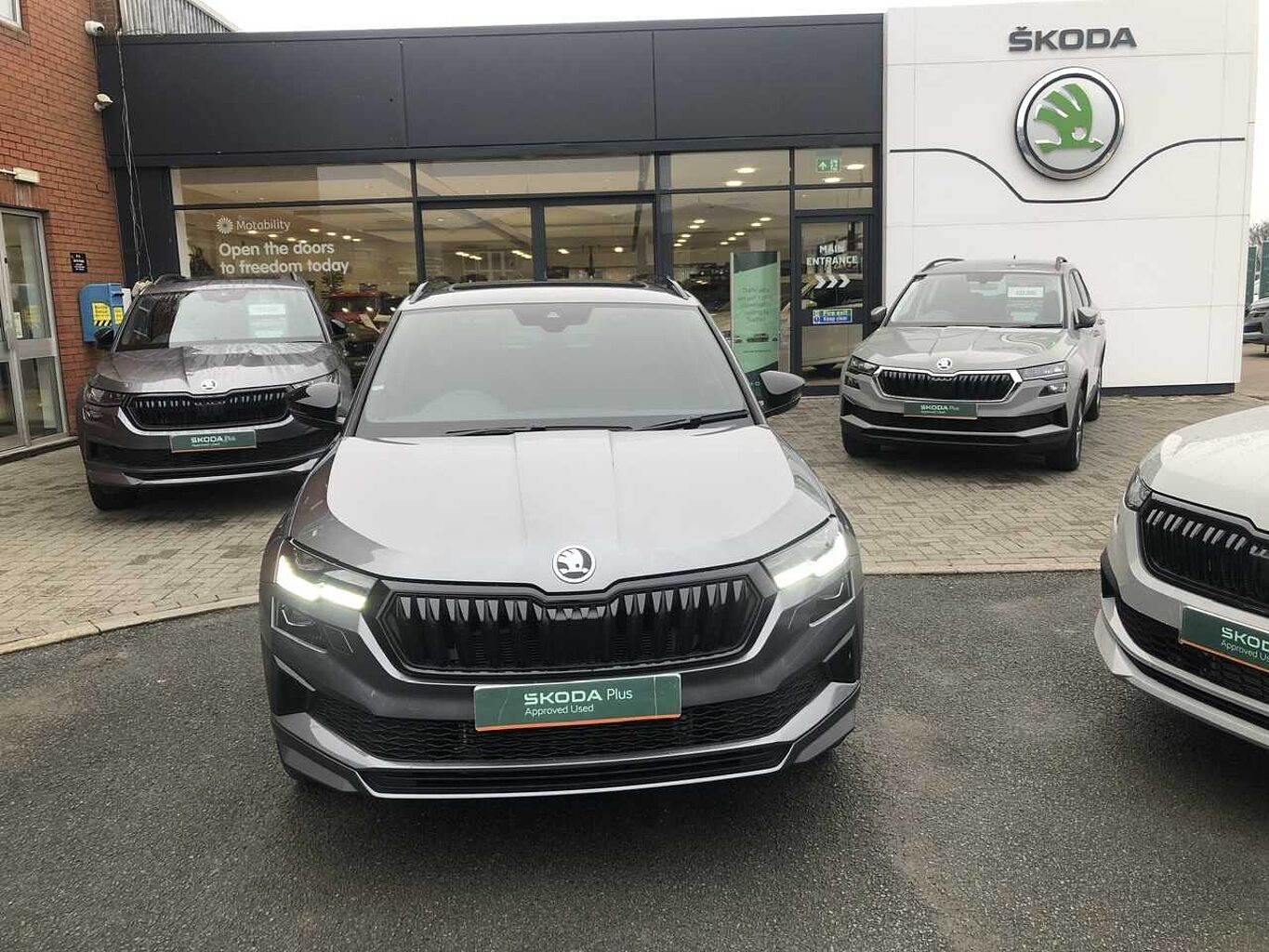 SKODA Karoq SUV 1.5 TSI (150ps) SportLine ACT