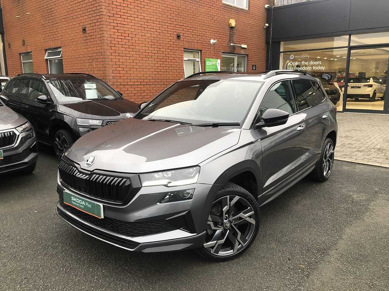 SKODA Karoq SUV 1.5 TSI (150ps) SportLine ACT