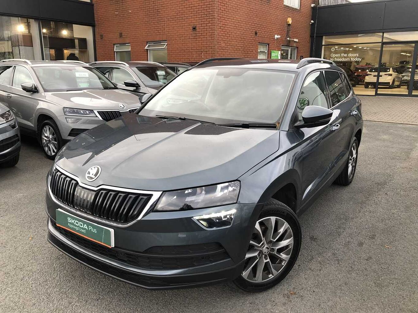 SKODA Karoq SUV 1.5 TSI (150ps) SE Drive ACT DSG