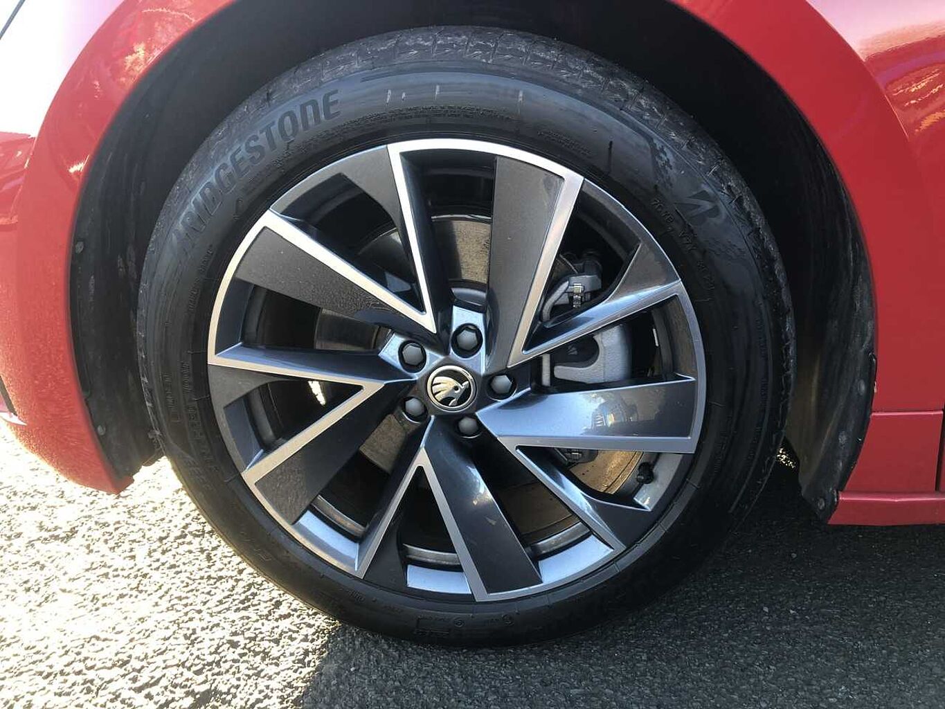 SKODA Enyaq Enyaq Coup- 85x SportLine Plus 82 kWh 286 PS Single speed 4x4